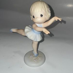 Precious Moments 1989 “Lord Turn My Life Around”Figurine